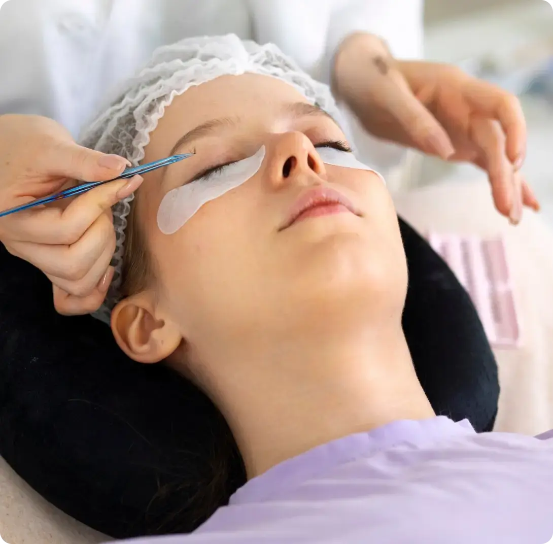 Augenbrauen & Wimpern